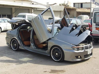 Illustration for article titled World's Most Hideous Nissan Maxima Found In Kuwait